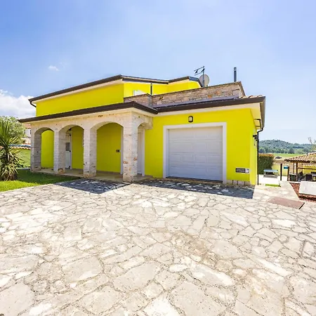 Andrea For 17 People With Private 40 M2 Pool & Pet Friendly Near *