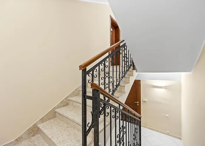 Andrea For 17 People With Private 40 M2 Pool & Pet Friendly Near Villa *