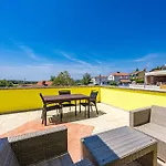 Villa Andrea For 17 People With Private 40 M2 Pool & Pet Friendly Near *