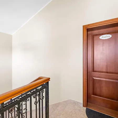 Vila Andrea For 17 People With Private Heated Pool & Pet Friendly Near *