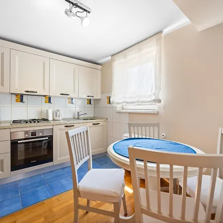 Andrea For 17 People With Private Heated Pool & Pet Friendly Near *