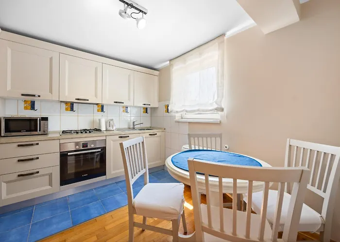 Andrea For 17 People With Private 40 M2 Pool & Pet Friendly Near *