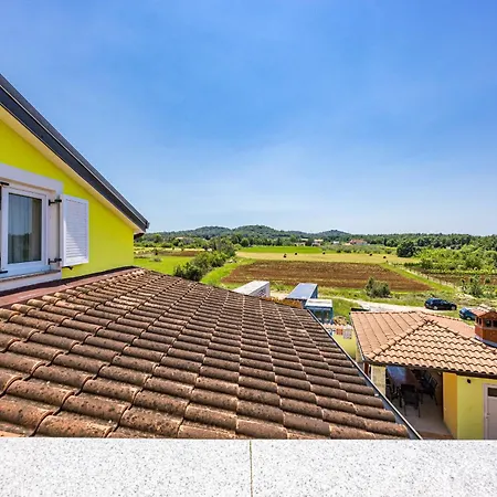 Andrea For 17 People With Private 40 M2 Pool & Pet Friendly Near *