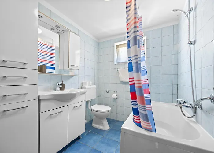 Andrea For 17 People With Private 40 M2 Pool & Pet Friendly Near ヴィラ