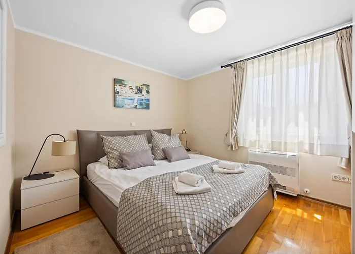 ヴィラ Andrea For 17 People With Private 40 M2 Pool & Pet Friendly Near *