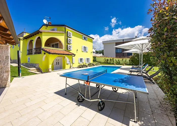 Andrea For 17 People With Private 40 M2 Pool & Pet Friendly Near ヴィラ ポレッチ